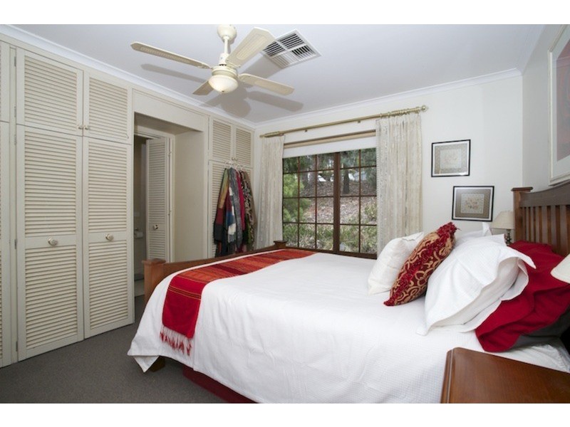 23 Hillsdale Avenue, Coromandel Valley SA 5051