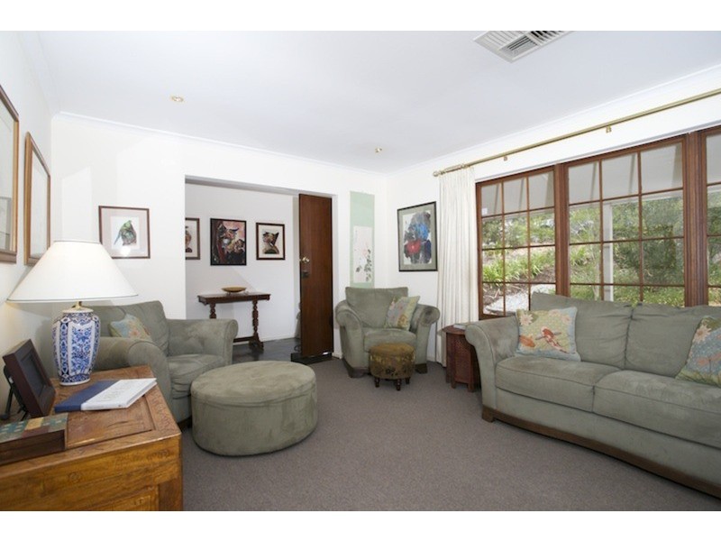 23 Hillsdale Avenue, Coromandel Valley SA 5051