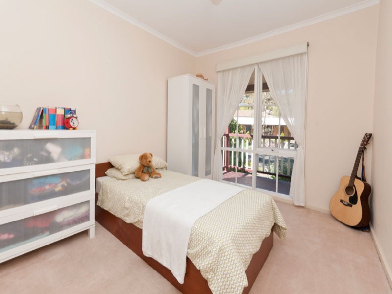 11 Gamble Crescent, Hawthorndene SA 5051