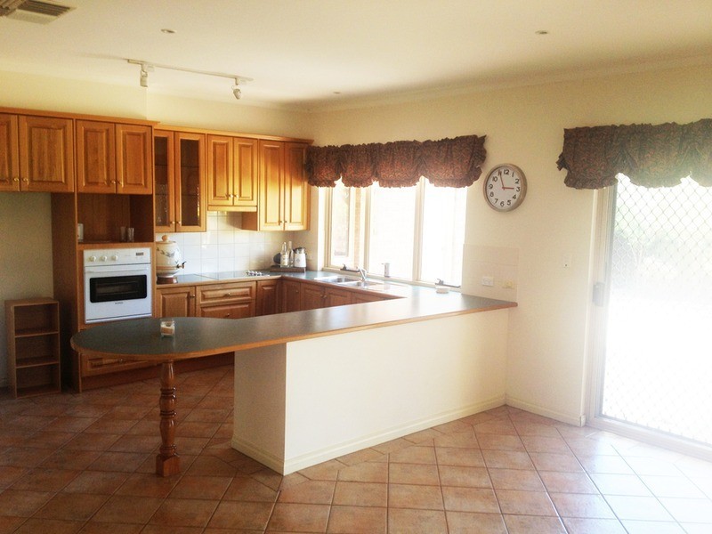 64 Glendale Avenue, Flagstaff Hill SA 5159