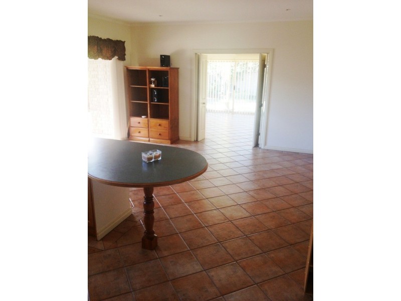 64 Glendale Avenue, Flagstaff Hill SA 5159