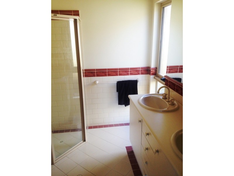 64 Glendale Avenue, Flagstaff Hill SA 5159