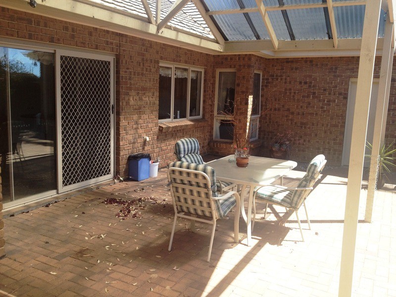 64 Glendale Avenue, Flagstaff Hill SA 5159