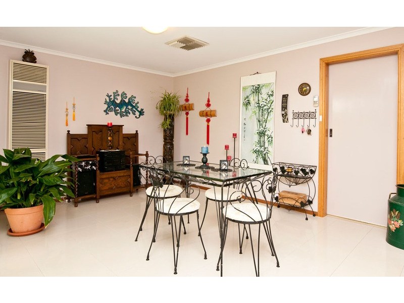 18 Barbara Crescent, Coromandel Valley SA 5051