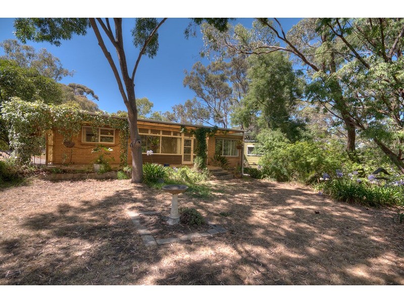 7 Parham Road, Eden Hills SA 5050