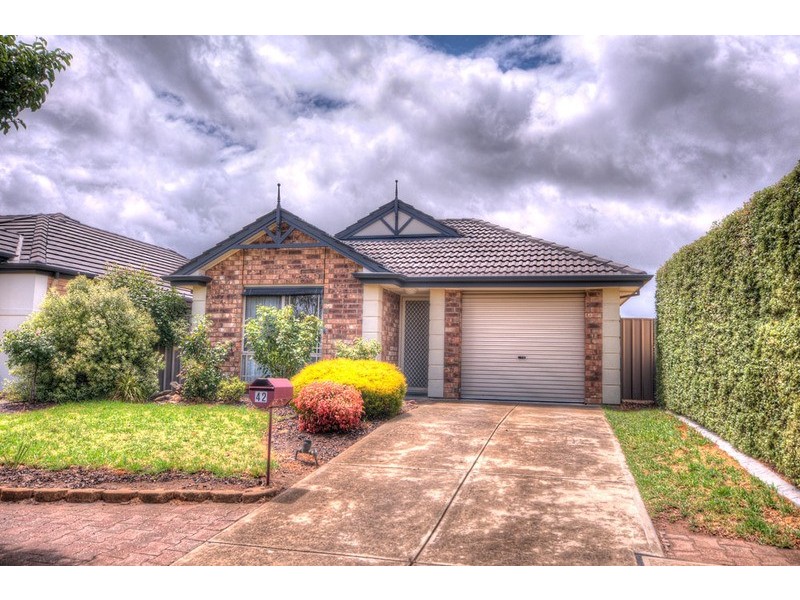 42 Kensington Street, Clovelly Park SA 5042