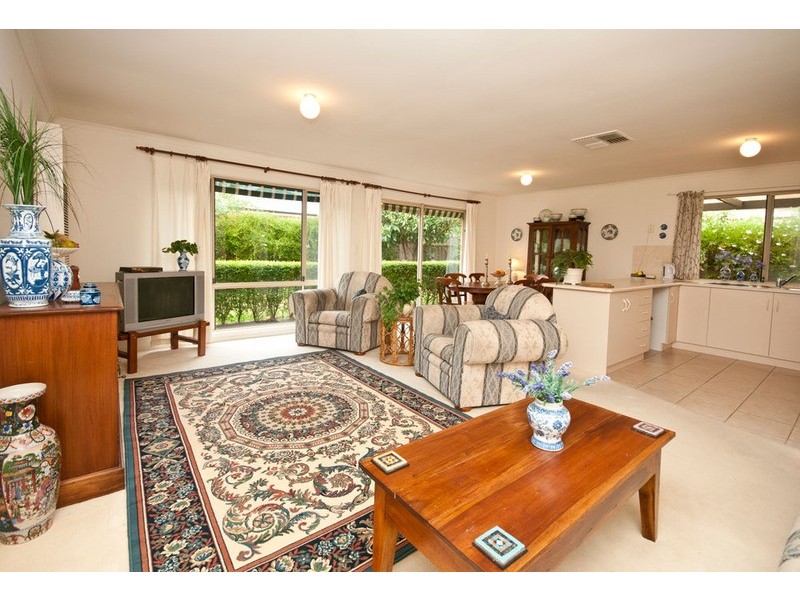 42 Kensington Street, Clovelly Park SA 5042