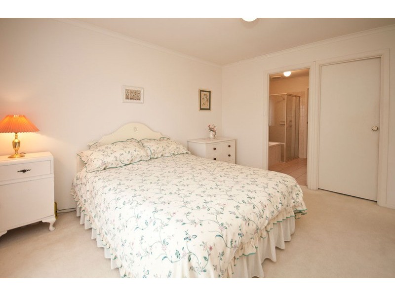 42 Kensington Street, Clovelly Park SA 5042