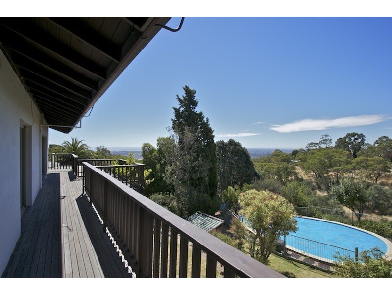 10 Caroline Avenue, Belair SA 5052