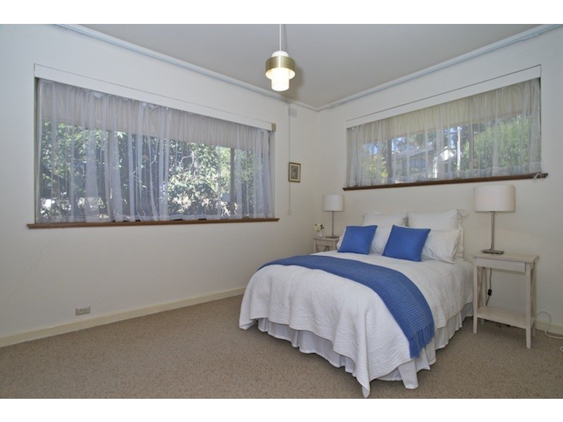 10 Caroline Avenue, Belair SA 5052