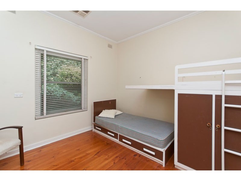 2 Ward Avenue, Eden Hills SA 5050