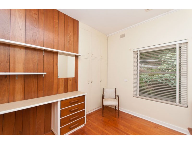 2 Ward Avenue, Eden Hills SA 5050