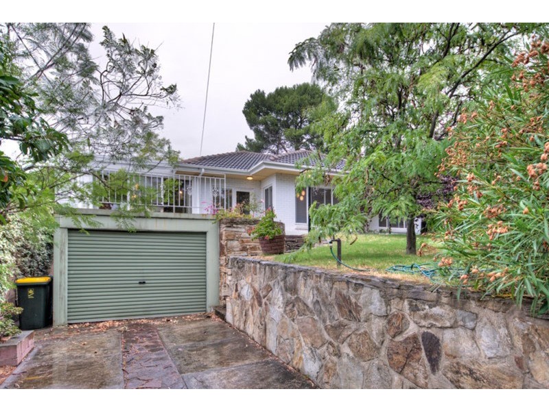 2 Ward Avenue, Eden Hills SA 5050