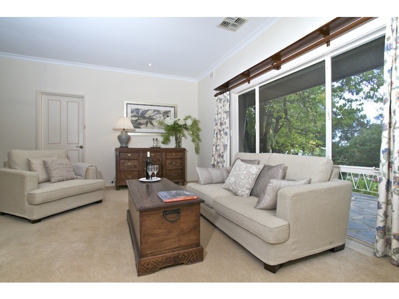 15 Marina Avenue, Belair SA 5052