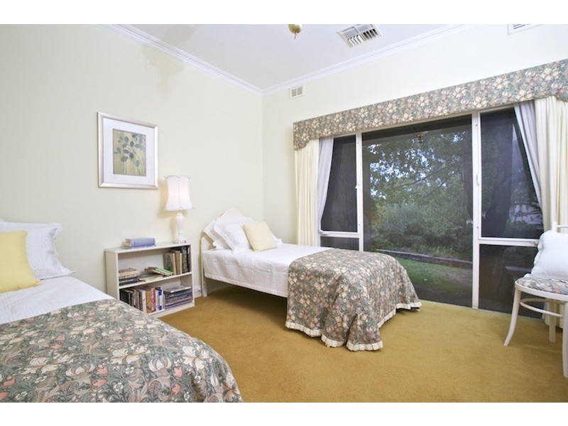 15 Marina Avenue, Belair SA 5052