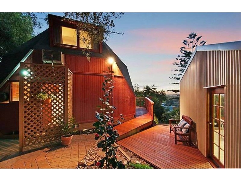 6 Parkers Road, Torrens Park SA 5062