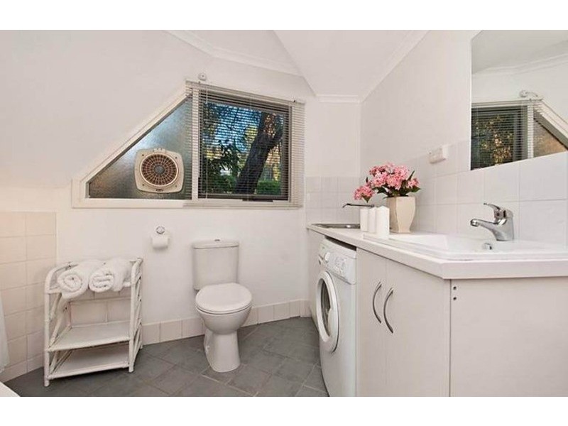 6 Parkers Road, Torrens Park SA 5062