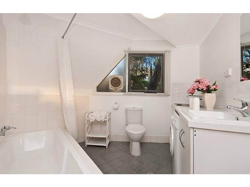 6 Parkers Road, Torrens Park SA 5062