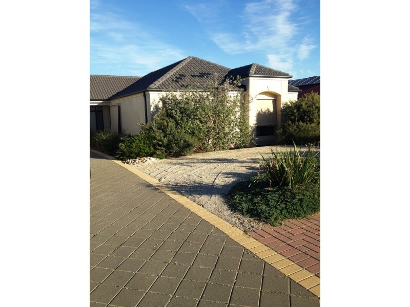 72 Pridham Boulevard, Aldinga Beach SA 5173