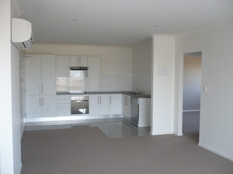 7 Euston Walk, Mawson Lakes SA 5095