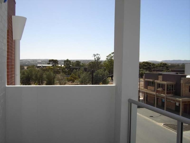 8/22-26 Goodall Parade, Mawson Lakes SA 5095