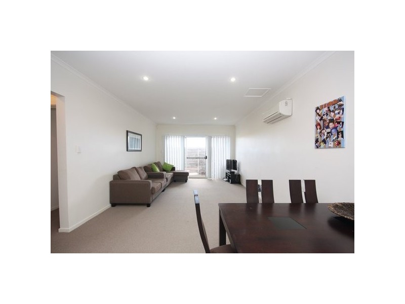 7 Euston Walk, Mawson Lakes SA 5095