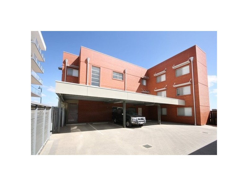 7 Euston Walk, Mawson Lakes SA 5095