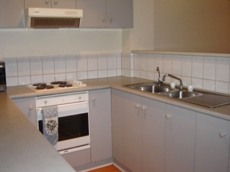 8/17 Eden Street, Adelaide SA 5000