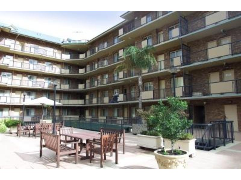 8/17 Eden Street, Adelaide SA 5000