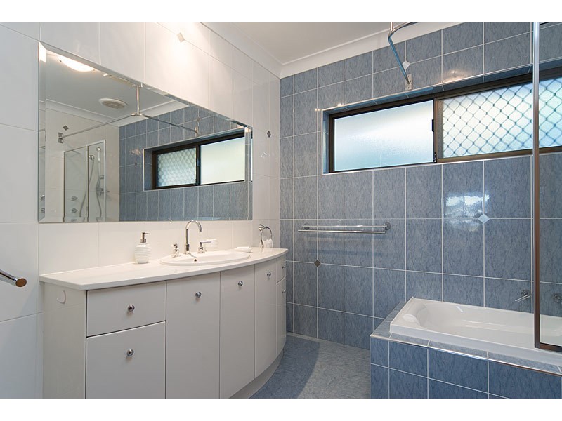 9 Chapman Crescent, Glen Osmond SA 5064