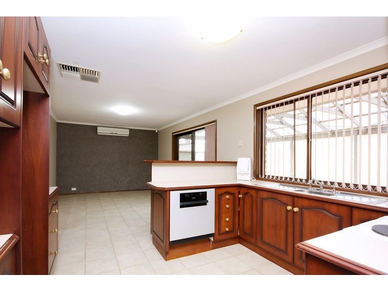 31 Riverview Drive, Salisbury Downs SA 5108