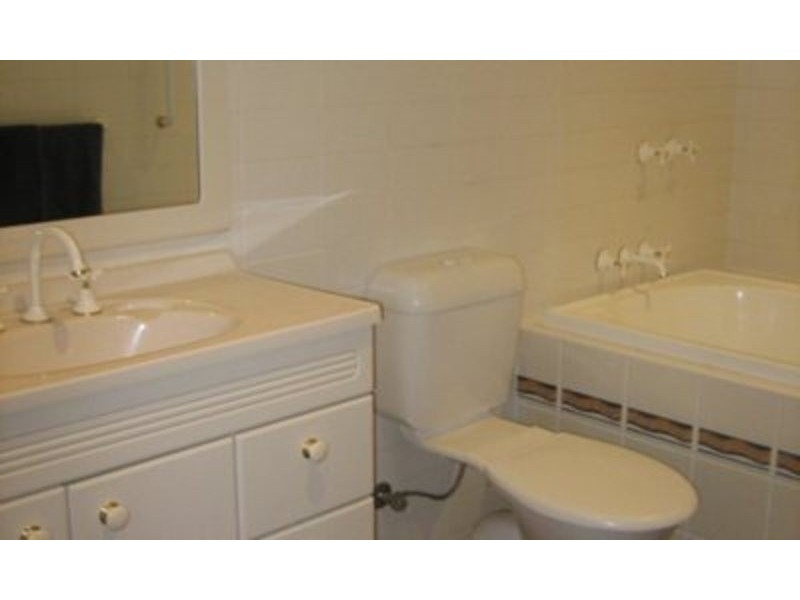 3/2 Langi Place, Ocean Shores NSW 2483