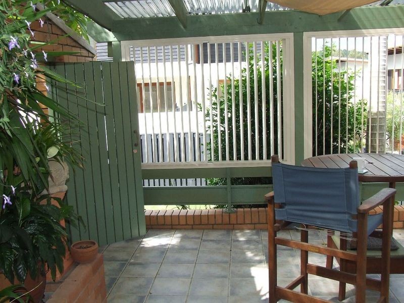 3/2 Langi Place, Ocean Shores NSW 2483