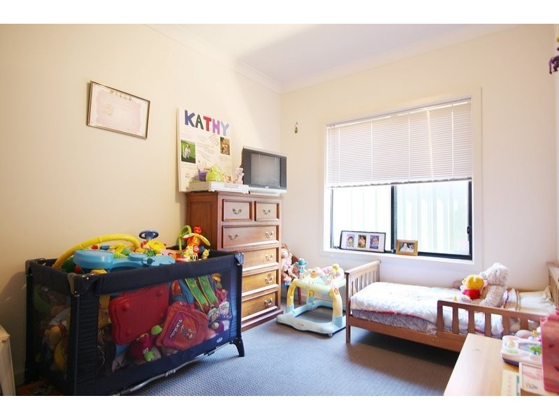 8 Brimpton Avenue, Mawson Lakes SA 5095