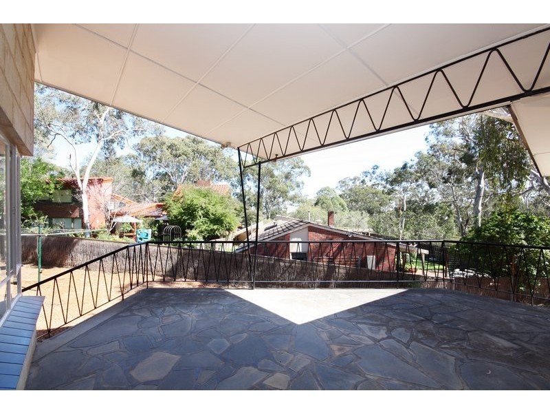 1 Gothic Avenue, Stonyfell SA 5066