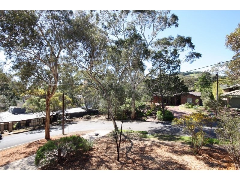 1 Gothic Avenue, Stonyfell SA 5066