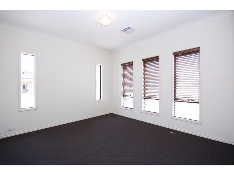 1 Waterbrook Court, Mawson Lakes SA 5095