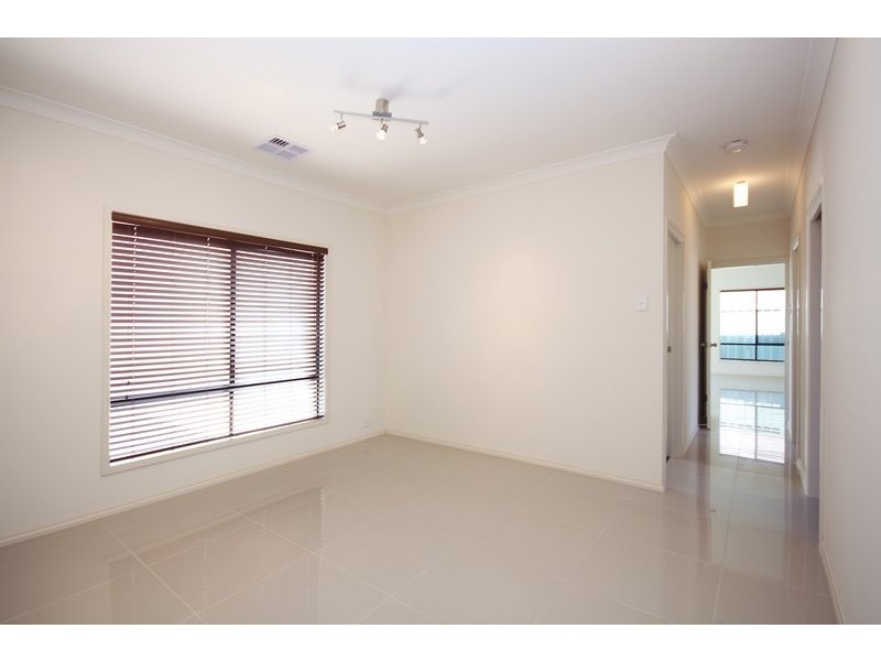 1 Waterbrook Court, Mawson Lakes SA 5095