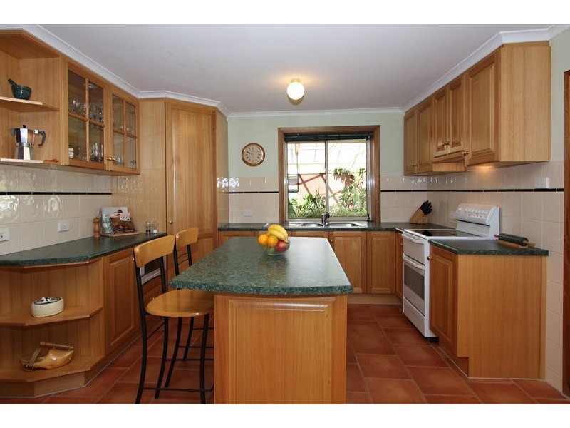 94 Heysen Avenue, Hope Valley SA 5090