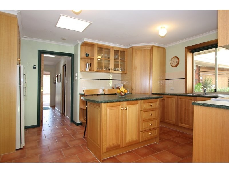 94 Heysen Avenue, Hope Valley SA 5090