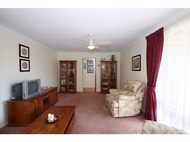 94 Heysen Avenue, Hope Valley SA 5090