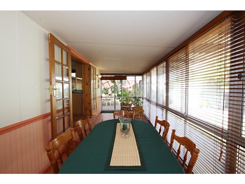 94 Heysen Avenue, Hope Valley SA 5090