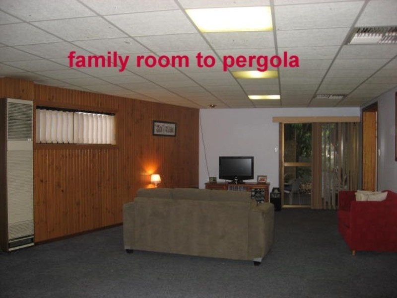 4 Quonndong Avenue, Parafield Gardens SA 5107