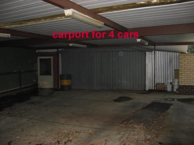 4 Quonndong Avenue, Parafield Gardens SA 5107