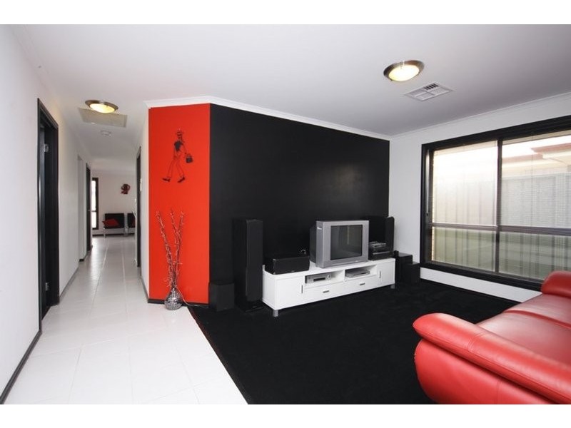 39 Ramnet Circuit, Munno Para West SA 5115