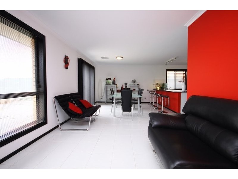 39 Ramnet Circuit, Munno Para West SA 5115