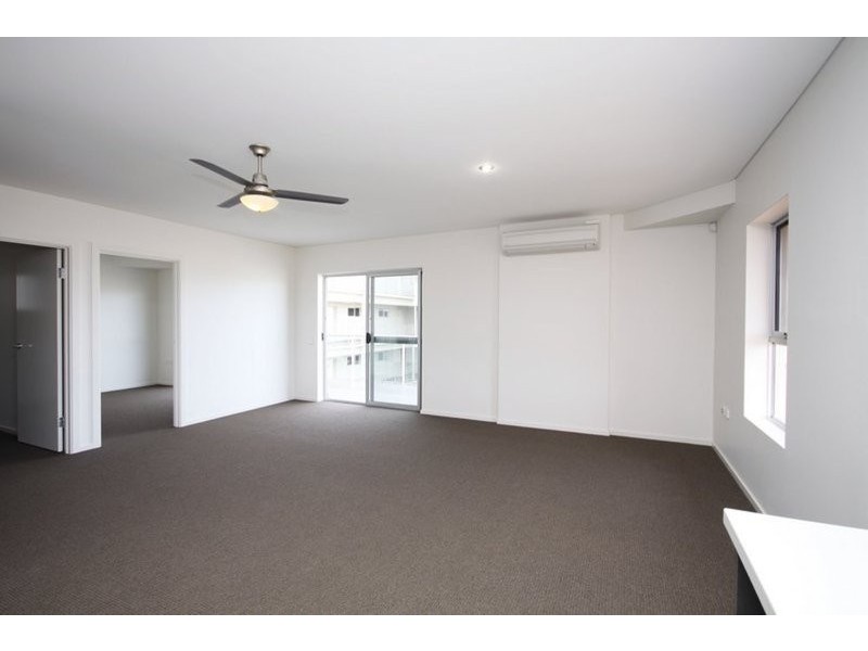 19/32-36 Riverside Street, Mawson Lakes SA 5095