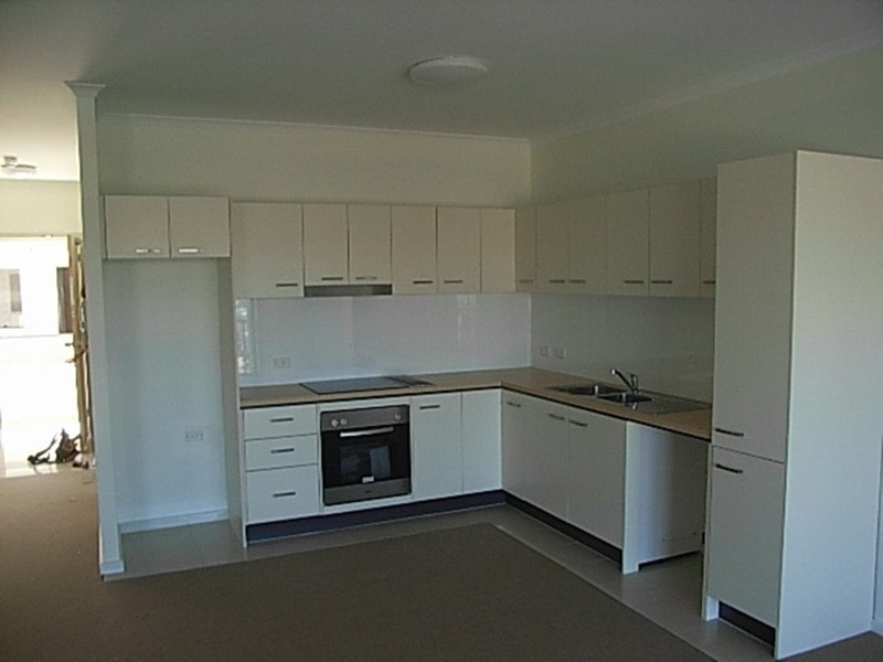 10-16 Light Common, Mawson Lakes SA 5095