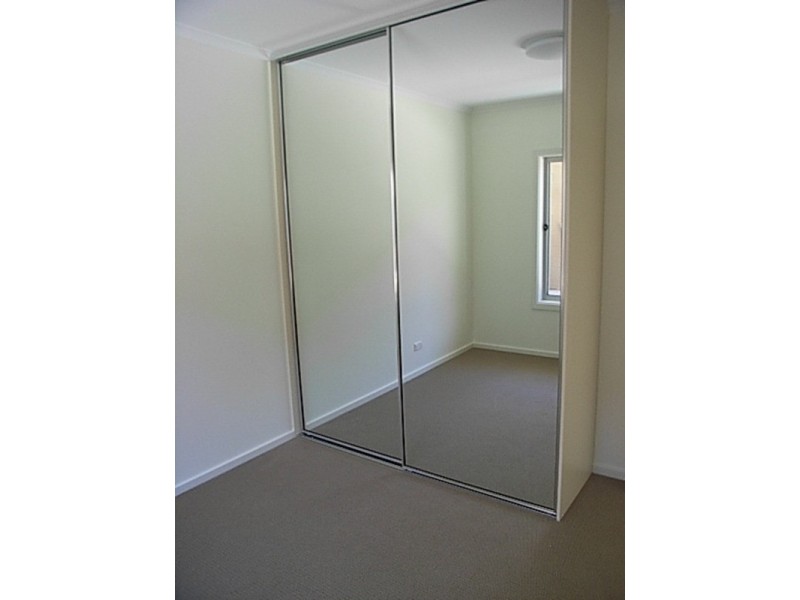 10-16 Light Common, Mawson Lakes SA 5095