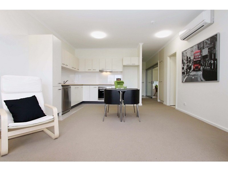 10-16 Light Common, Mawson Lakes SA 5095